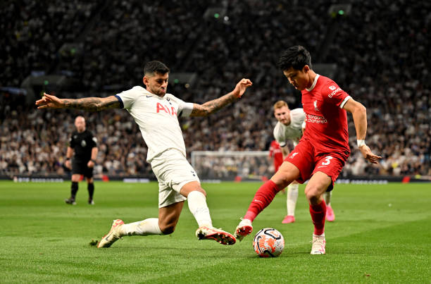 前锋谭龙在 前锋谭龙在