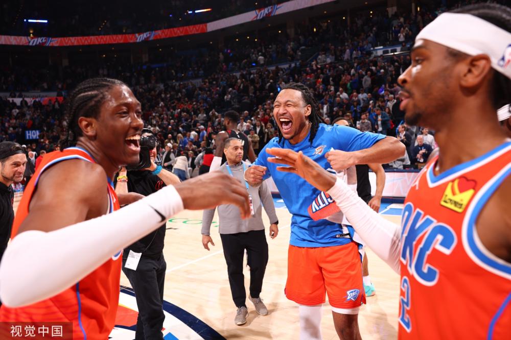 轻门将于金 轻门将于金