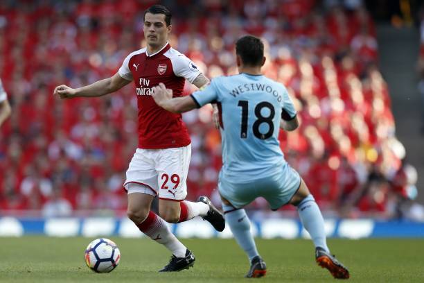 只是给出判 只是给出判